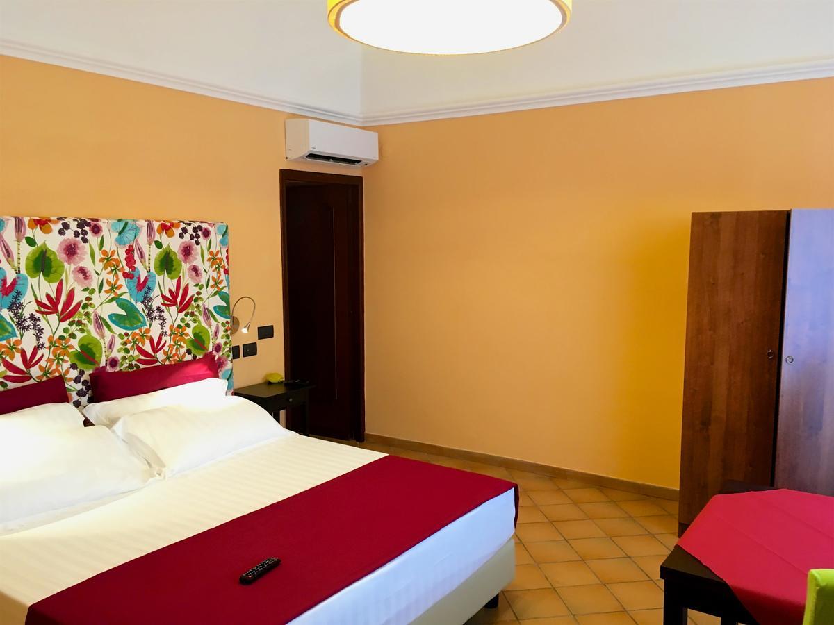 Residenza Viviani Bed & Breakfast Sant'Agnello Exterior photo